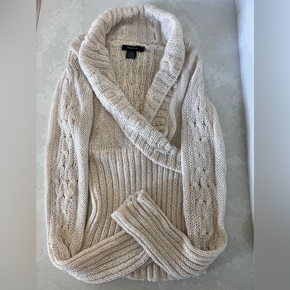 Arden B Sweaters - Arden B Knit Sweater cream size Medium